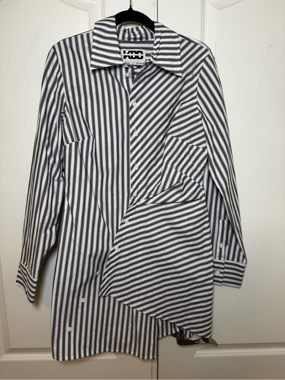 KBB by Kahlana Gray White Striped Asymmetrical Deconstructed Shirt Dress Small - Picture 2 of 6